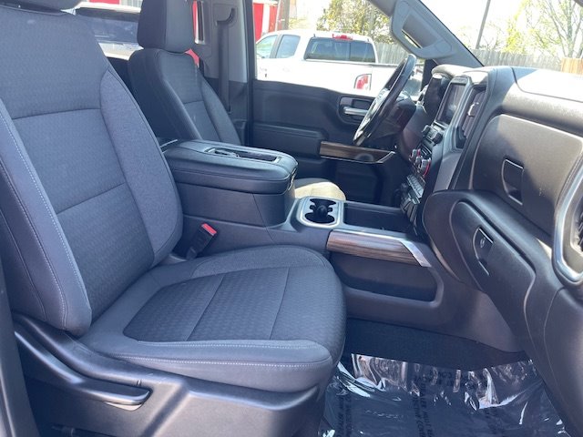 2021 Chevrolet Silverado 1500 RST photo