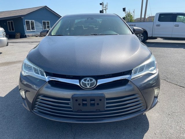 2015 Toyota Camry XLE photo