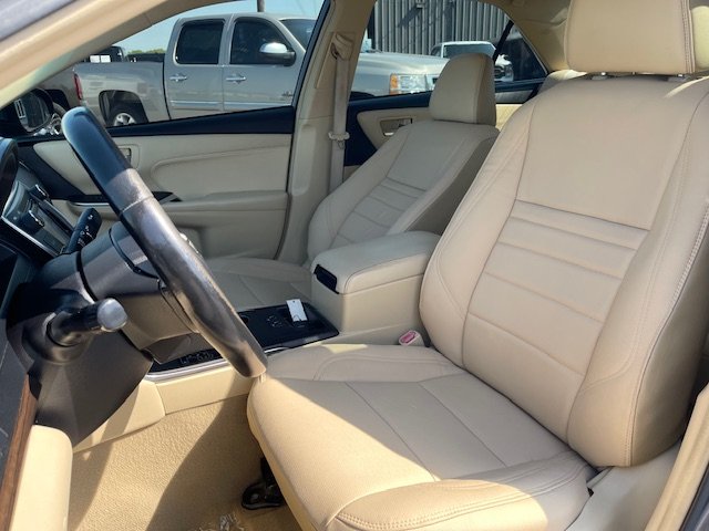 2015 Toyota Camry XLE photo