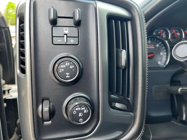 2015 Chevrolet Silverado 1500 LTZ Z71 photo