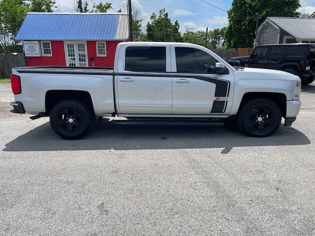 2017 Chevrolet Silverado 1500 LT Z71 photo