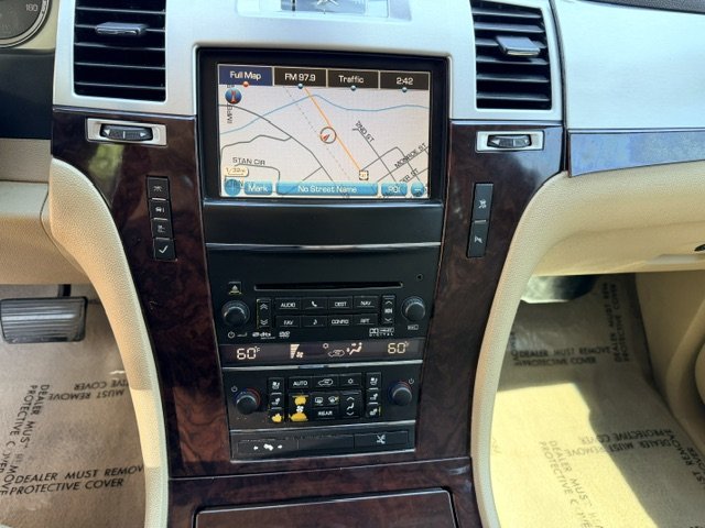2011 Cadillac Escalade - $8,995