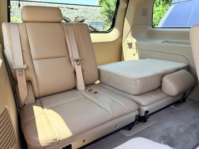2011 Cadillac Escalade - $8,995