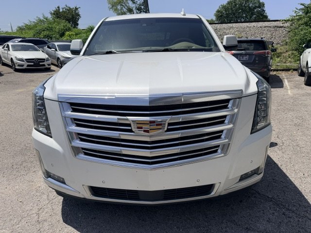 2019 Cadillac Escalade - $29,995
