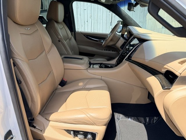 2019 Cadillac Escalade - $29,995
