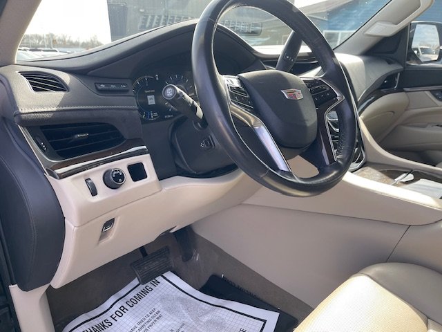 2020 Cadillac Escalade - $30,995