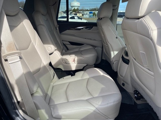 2020 Cadillac Escalade - $30,995
