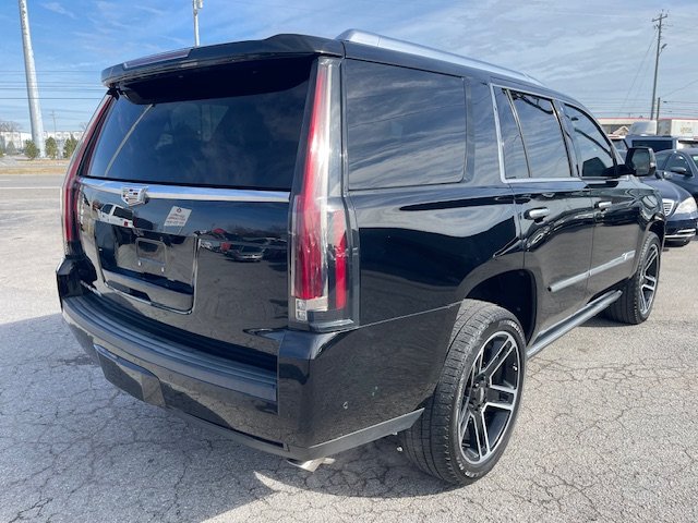 2020 Cadillac Escalade - $30,995