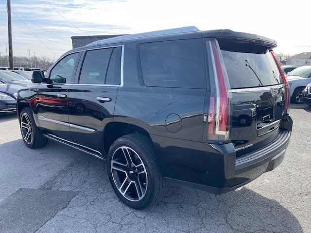 2020 Cadillac Escalade - $30,995