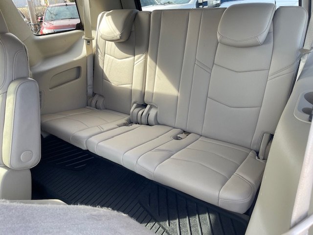 2020 Cadillac Escalade - $30,995