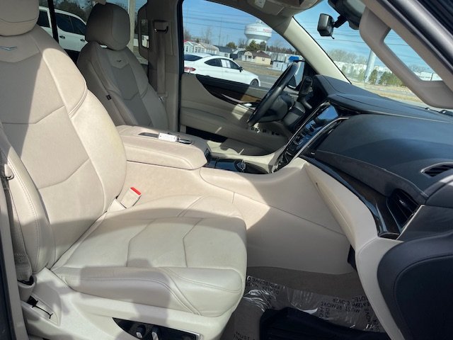2020 Cadillac Escalade - $30,995