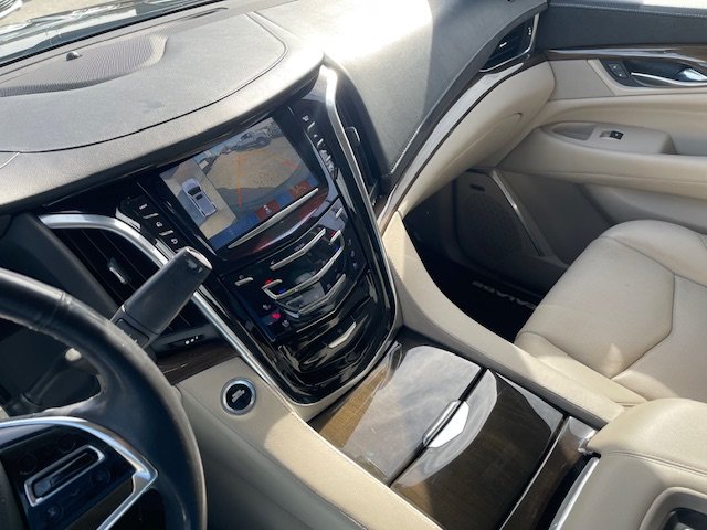 2020 Cadillac Escalade - $30,995