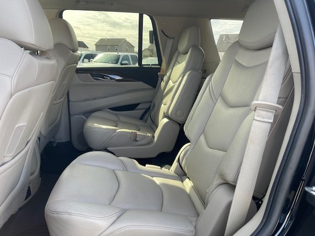 2020 Cadillac Escalade - $30,995