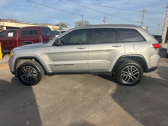2018 Jeep Cherokee - $15,995