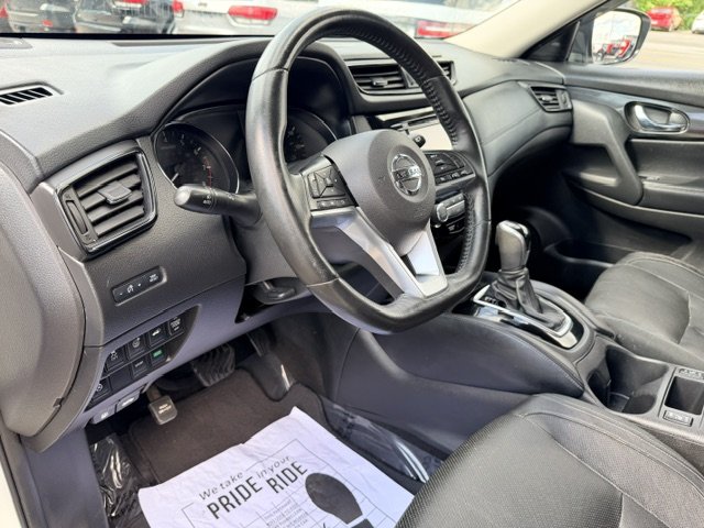 2017 Nissan Rogue - $9,995