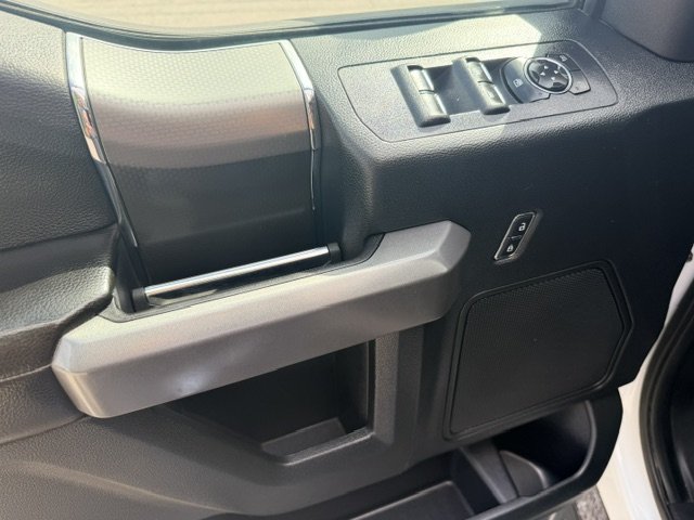2016 Ford F-150 - $14,995