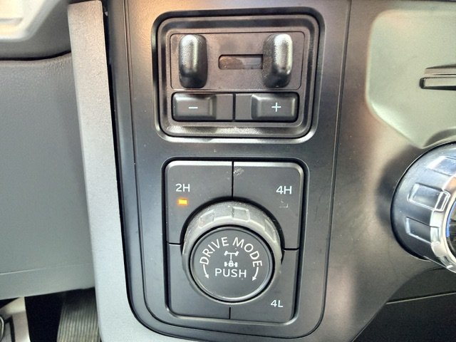 2023 Ford F-150 - $38,995