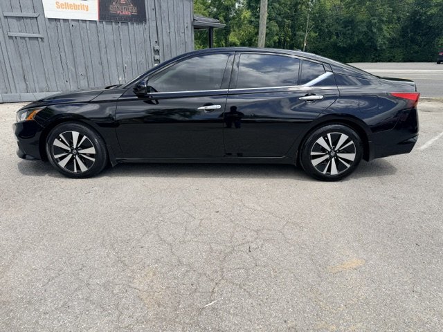 2019 Nissan Altima - $13,995