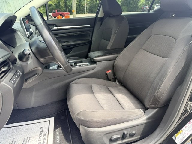 2019 Nissan Altima - $13,995