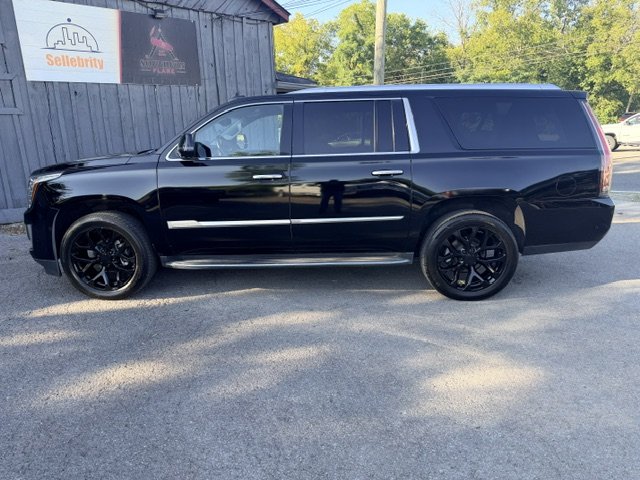 2019 Cadillac Escalade - $17,995