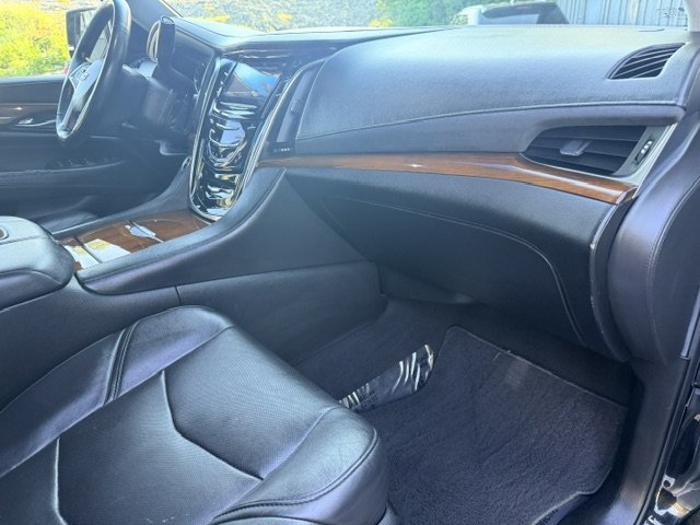 2019 Cadillac Escalade - $17,995