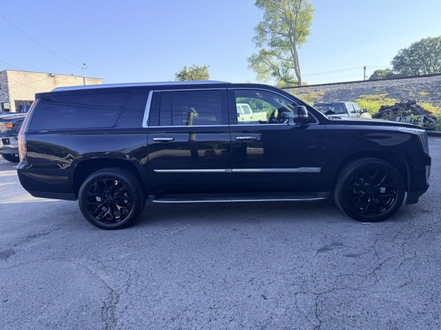 2019 Cadillac Escalade - $17,995