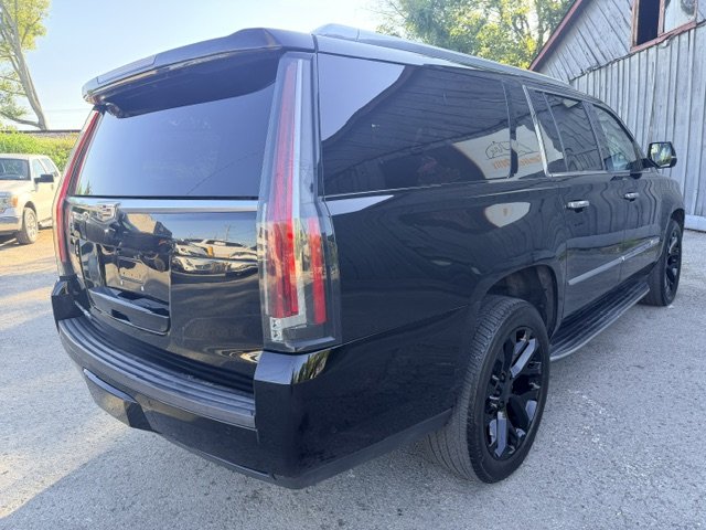 2019 Cadillac Escalade - $17,995