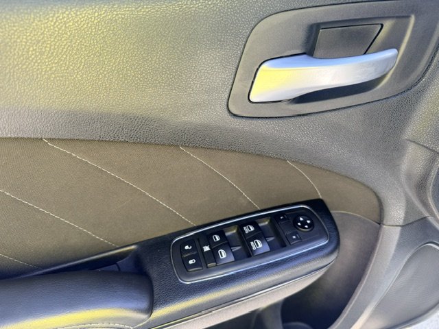 2020 Dodge Charger - $11,995