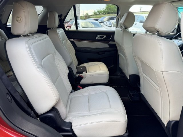 2017 Ford Explorer - $15,995