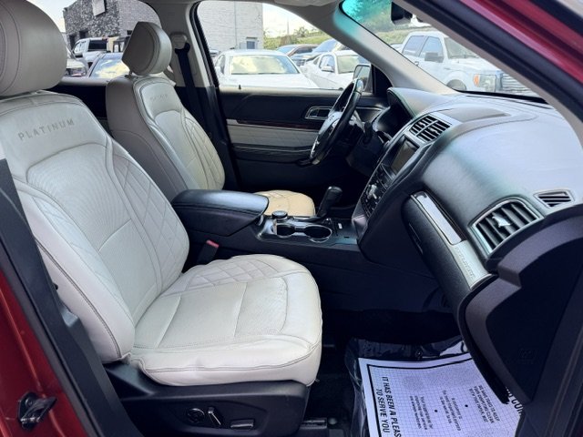 2017 Ford Explorer - $15,995