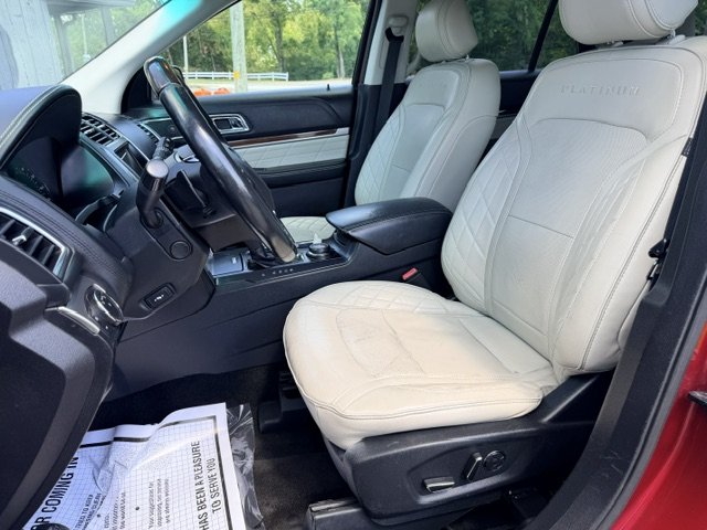 2017 Ford Explorer - $15,995