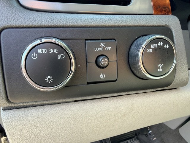2013 Chevrolet Suburban - $12,995