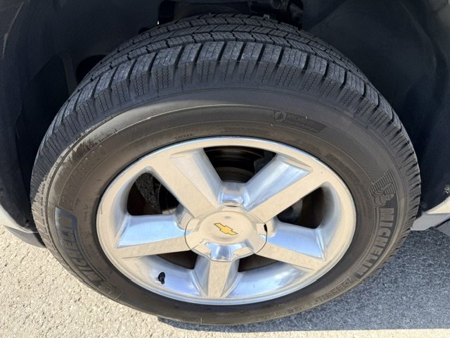 2013 Chevrolet Suburban - $12,995