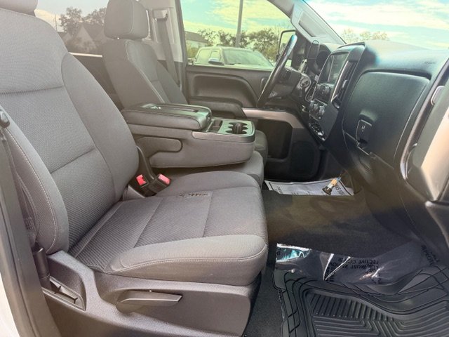 2018 Chevrolet Silverado - $22,995