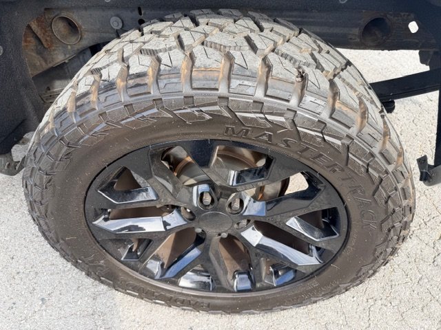 2018 Chevrolet Silverado - $22,995