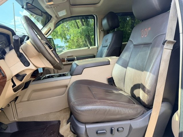 2015 Ford F-250 - $28,995