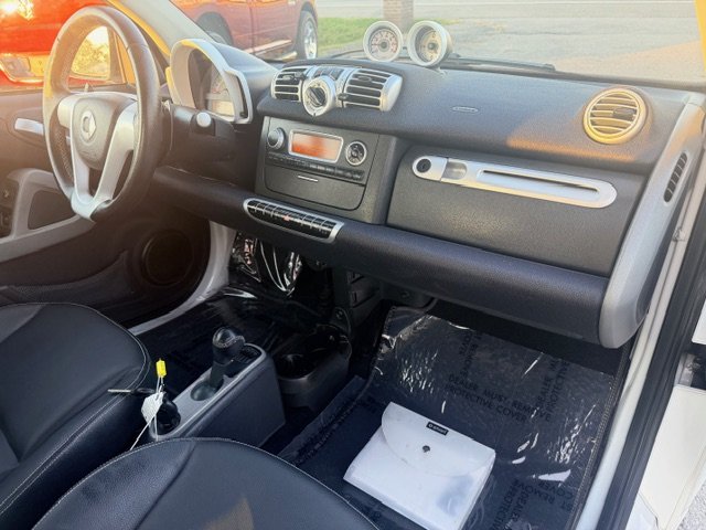 2013 smart fortwo - $6,995