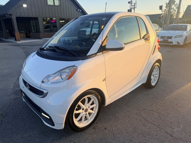 2013 smart fortwo - $6,995