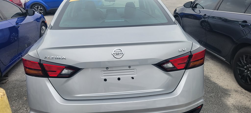 2021 Nissan Altima SV photo