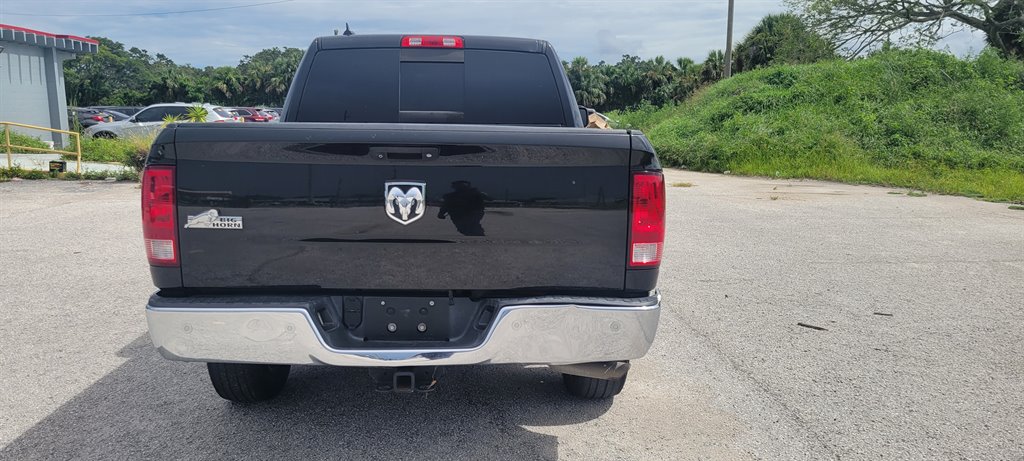 2016 RAM 1500 SLT photo