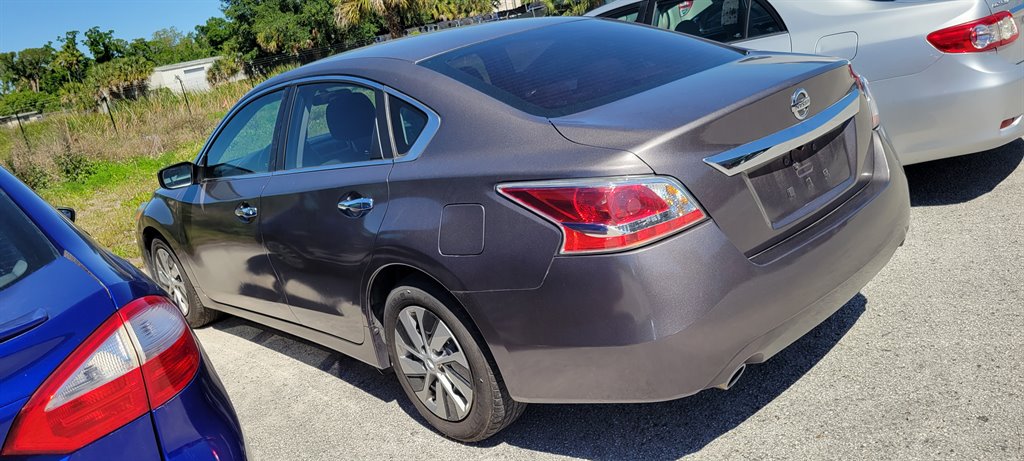 2015 Nissan Altima photo