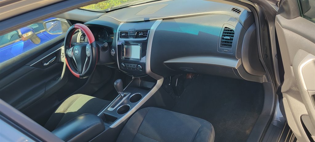 2015 Nissan Altima photo