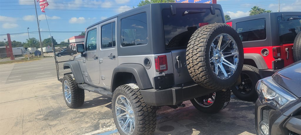 2017 Jeep Wrangler Unlimited Sport photo