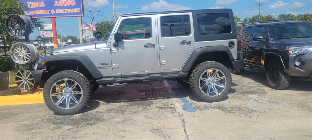 2017 Jeep Wrangler Unlimited Sport photo