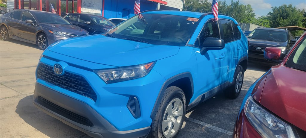 2020 Toyota RAV4 - $23,900
