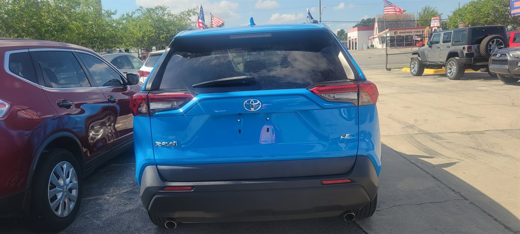 2020 Toyota RAV4 - $23,900
