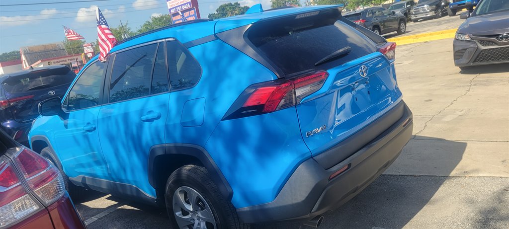 2020 Toyota RAV4 - $23,900