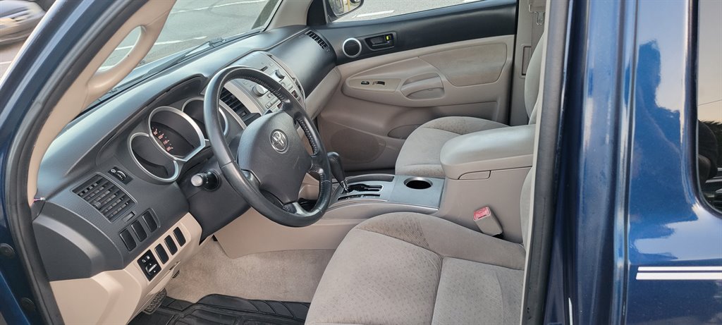 2006 Toyota Tacoma - $10,900