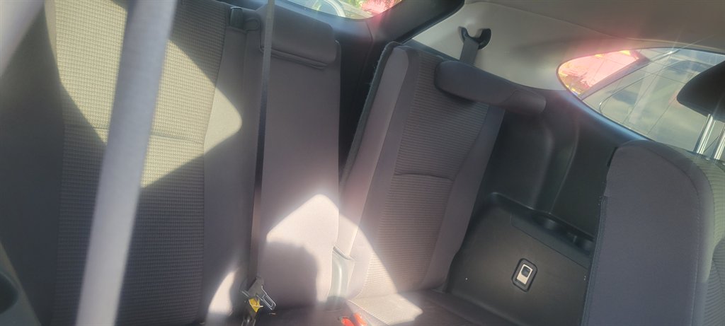 2021 Toyota Highlander - $27,900