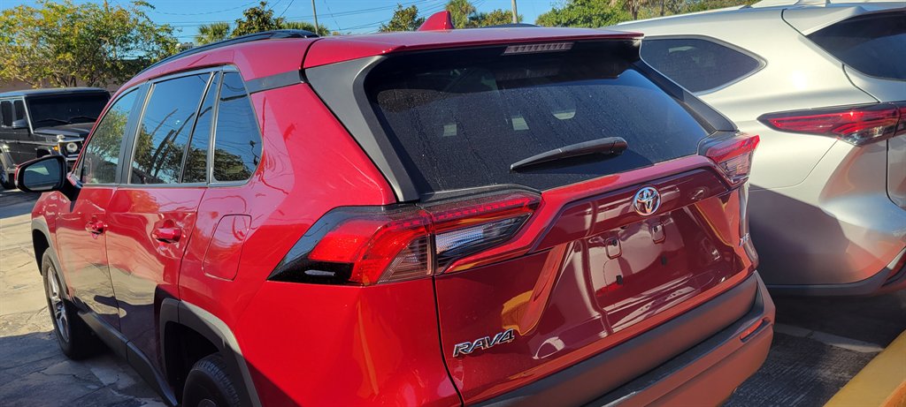 2023 Toyota RAV4 - $28,500